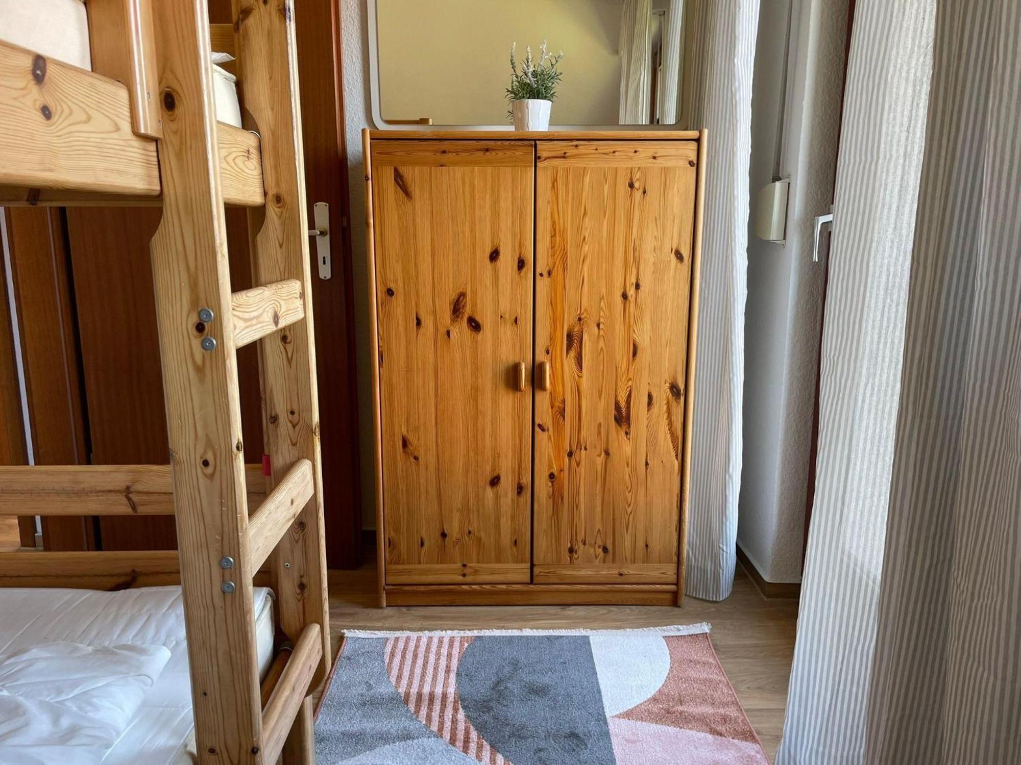 Ferienwohnung-Nils-Holgerson-Mit-Balkon-Zwischen-Strand-Wald-Wiese-Im-Suedosten-Der-Insel-Ruegen Gustow  Екстер'єр фото